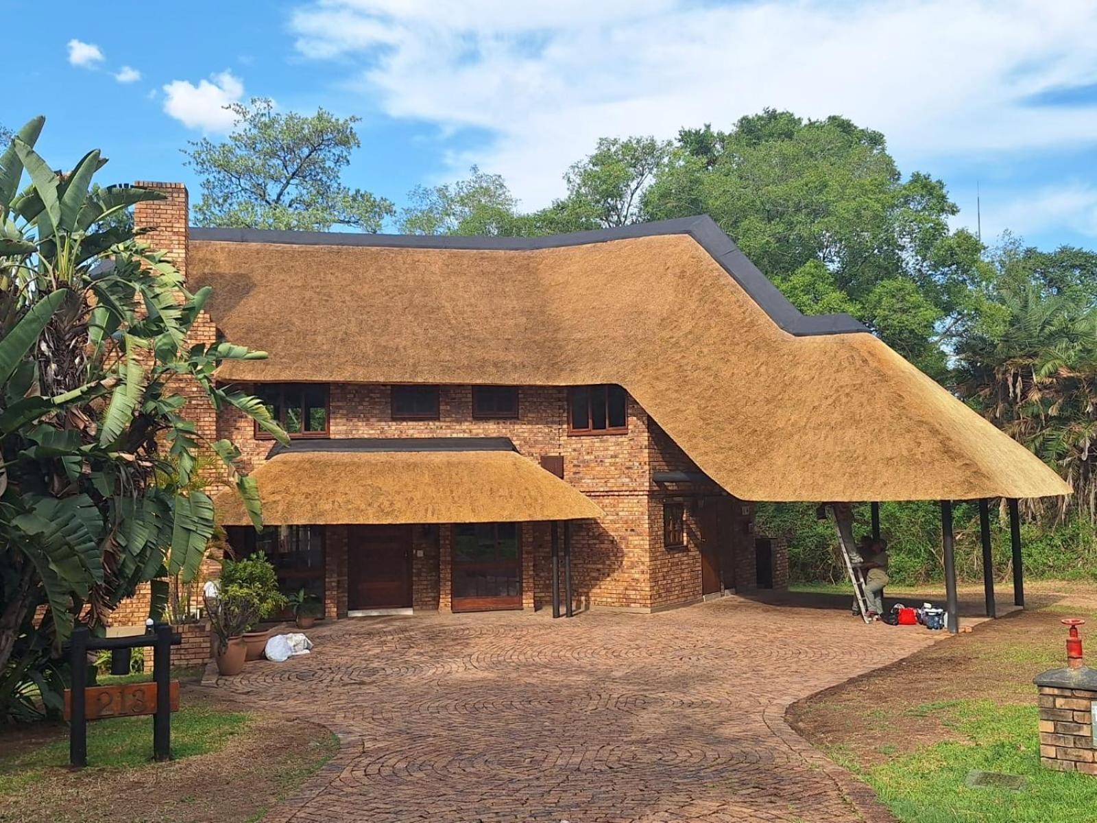 Dreamy 3 Bedroom Villa On The Edge Of The Sabie River In Kruger Park Lodge Хейзивю Екстериор снимка